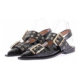 Ganni Sandalias negro croco charol negro