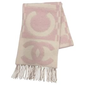 Stola in cashmere e seta rosa Chanel