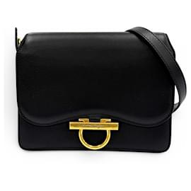 Salvatore Ferragamo Joanne Gancini Schultertasche aus Kalbsleder