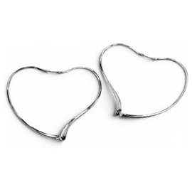 Orecchini a cerchio Elsa Peretti Open Heart Large di Tiffany & Co.