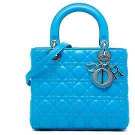 Lady Dior in agnello cannage blu, misura Medium