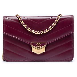 Portafoglio con Catena Chanel Red Chevron Calfskin Medal