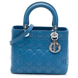 Lady Dior in agnello cannage blu, misura Medium