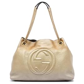 Tote Soho Chain in pelle di vitello Ombre oro Medium di Gucci
