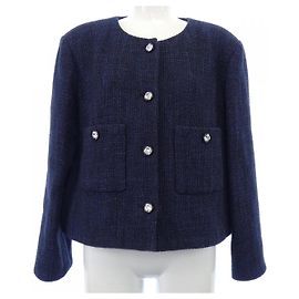 Chaqueta Chanel sin cuello