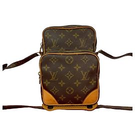 Louis Vuitton Monogram Schultertasche
