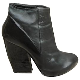 Stivaletti in pelle nera Pierre Hardy