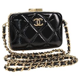 CHANEL Matelasse Chain Shoulder Pouch Pelle vernice Nera CC Auth 190043SAM