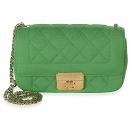 Mini borsa Chanel Green Quilted Jersey Chic With Me