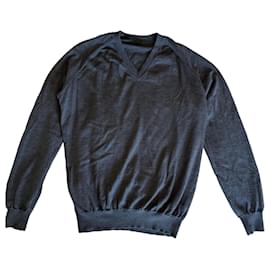 Maglione con scollo a V Prada