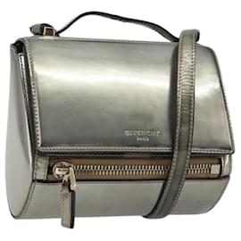 Borsa a Spalla GIVENCHY in Pelle Argento Oro Auth ka5134 - Givenchy