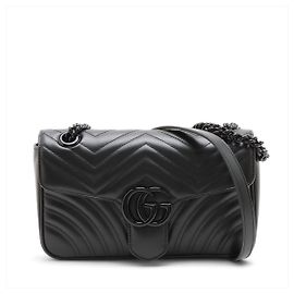Gucci Bolsa de ombro GG Marmont em couro chevron tamanho médio Preto