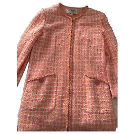 Giacca in tweed Chanel rosa e bianca con paillettes