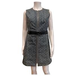 Louis Vuitton Monogram Denim Kleid mit Ledergürtel
