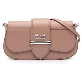Prada Sidonie Mini Umhängetasche aus braunem Saffiano-Leder und City-Kalbsleder