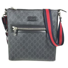 Gucci GG Supreme Logo Messenger Bag