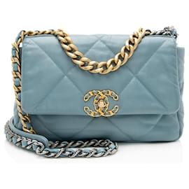 Borsa a tracolla Chanel Lambskin 19 Medium Flap