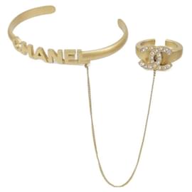 Bracciale rigido trasparente Chanel