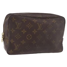 Louis Vuitton Necessaire Monogram Canvas 23