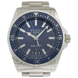Gucci Dive 200M Quartz Aço Inoxidável 45