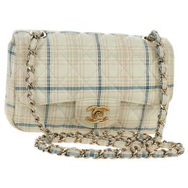 CHANEL Matelasse 20 Chain Shoulder Bag Leather White Gold CC Auth 190689SAM