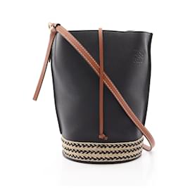 Borsa a tracolla a secchiello GATE di Loewe