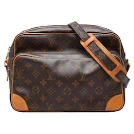 Louis Vuitton Monogram Nile Umhängetasche