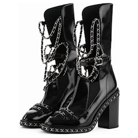 Chanel Botas Chain Obsession Piel Cepillada Negra Fall 2013
