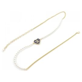 Cinturón Chanel Blanco y Dorado