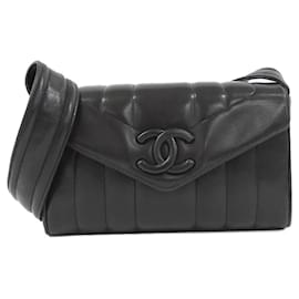 Borsa a tracolla Chanel in pelle nera