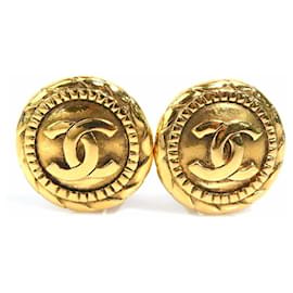 Orecchini a clip in metallo dorato Chanel