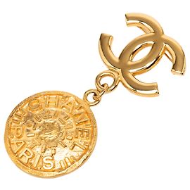 Spilla Chanel Gold CC con Medaglione Placcato Oro