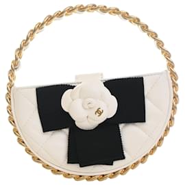 Clutch Chanel White Mini Lambskin Round Camellia