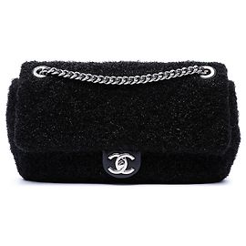 Chanel Black Medium Quilted Metallic Knit Pluto Glitter Flap