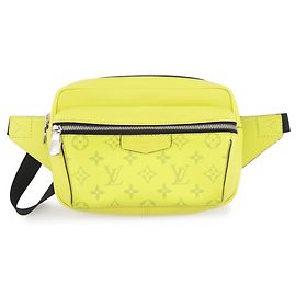Borsa a tracolla Louis Vuitton Taiga Lama