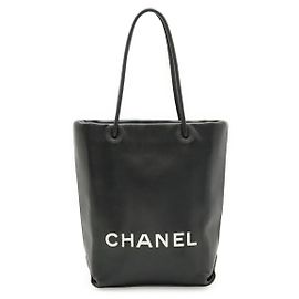Chanel Essential Tote Small Leder Handtasche