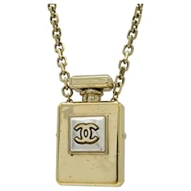 Collana con pendente profumo Chanel