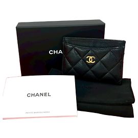Tarjetero de piel caviar Chanel