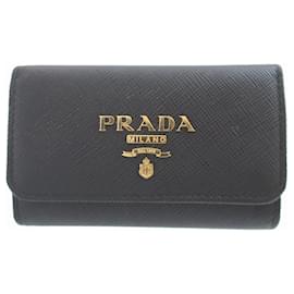 Prada Saffiano Leder Schlüsselcase Schwarz