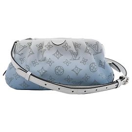 Louis Vuitton Scala Mini Mahina Crossbody Bag aus Leder in Weiß x Blau M80497