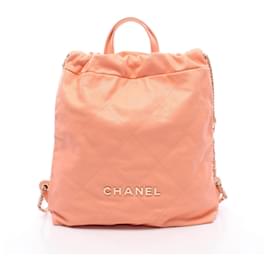 Chanel 22 Rucksack/Handtasche aus Leder in Rosa Large