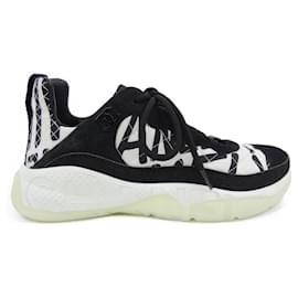 Sneakers Chanel Graphic Logo Nylon Suede