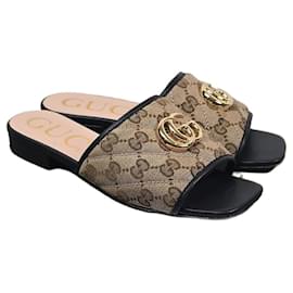 Gucci Sandali Slide in Tela Matelassé GG