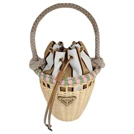 Mini borsa bucket in vimini con logo Triangle, corda rosa, rattan Tan Beige - Prada