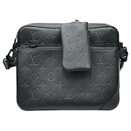 Louis Vuitton Borsa a tracolla Shadow Trio