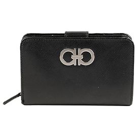 Salvatore Ferragamo Cartera pequeña Gancini en piel Saffiano negra