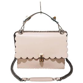Fendi Kan Scallop Chain Tote Schultertasche