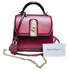 Salvatore Ferragamo Borsa Tote Gancini Boxy Small con manico superiore in pelle di vitello