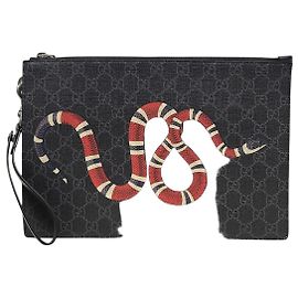Gucci Clutch Black GG Supreme Snake