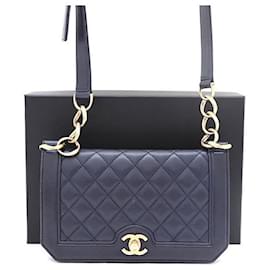 Chanel Borsa a tracolla e borsa a spalla in agnello con logo CC dorato